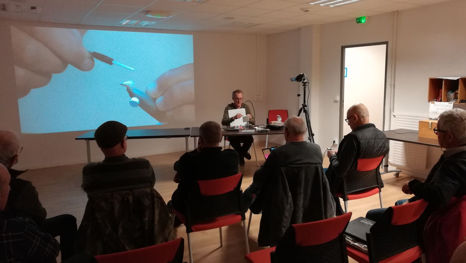 Soirées d’animation et montage mouches par des professionnels