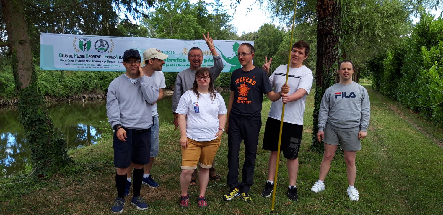 Découverte de la pêche par un groupe de jeunes handicapés (le 03-08-2023)